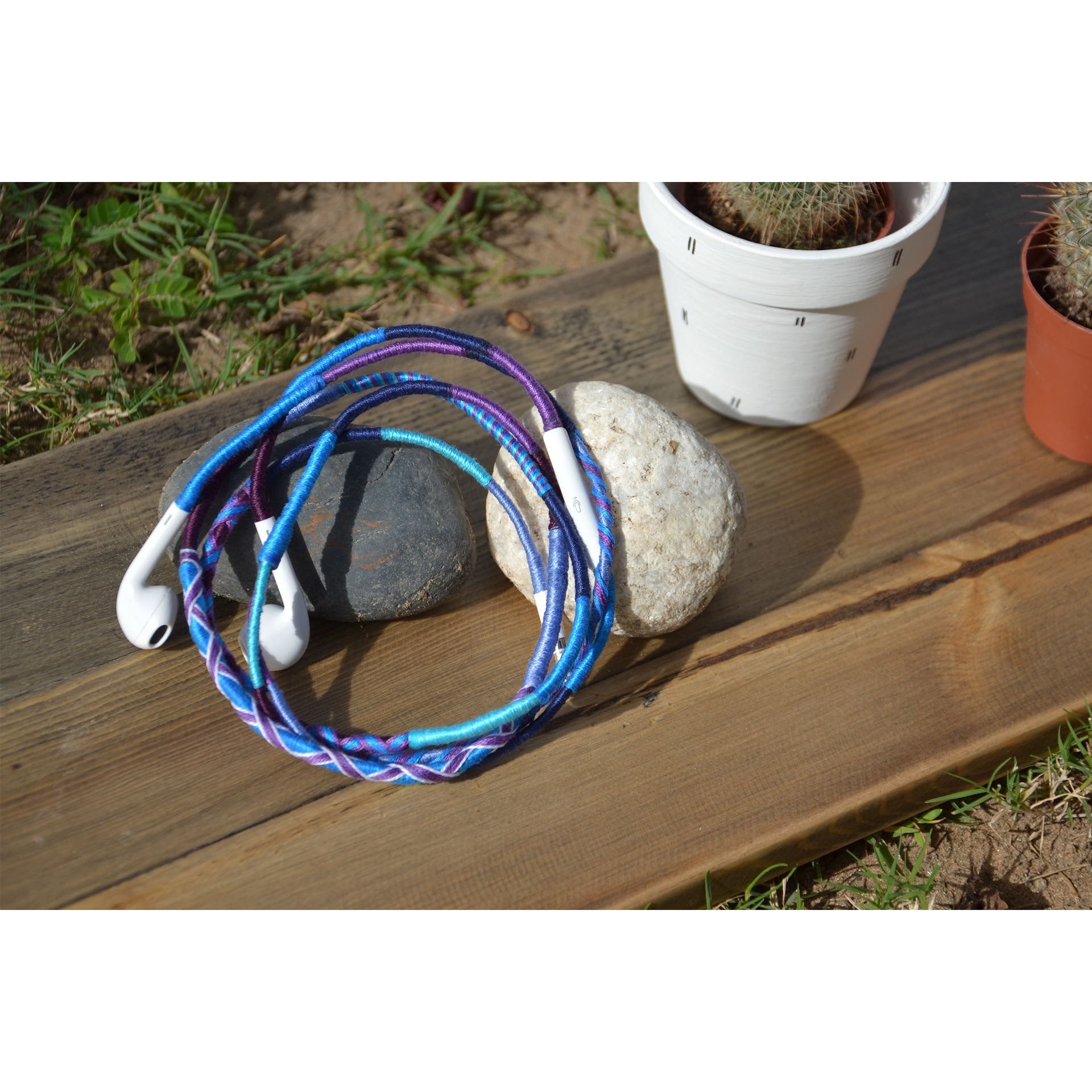 Sara Earphones